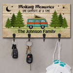 Custom Name RV Camping Gifts for Families - Personalized Key Holder