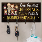 Custom Name Family Gifts for Grandpa and Grandma - Personalized Key Holder