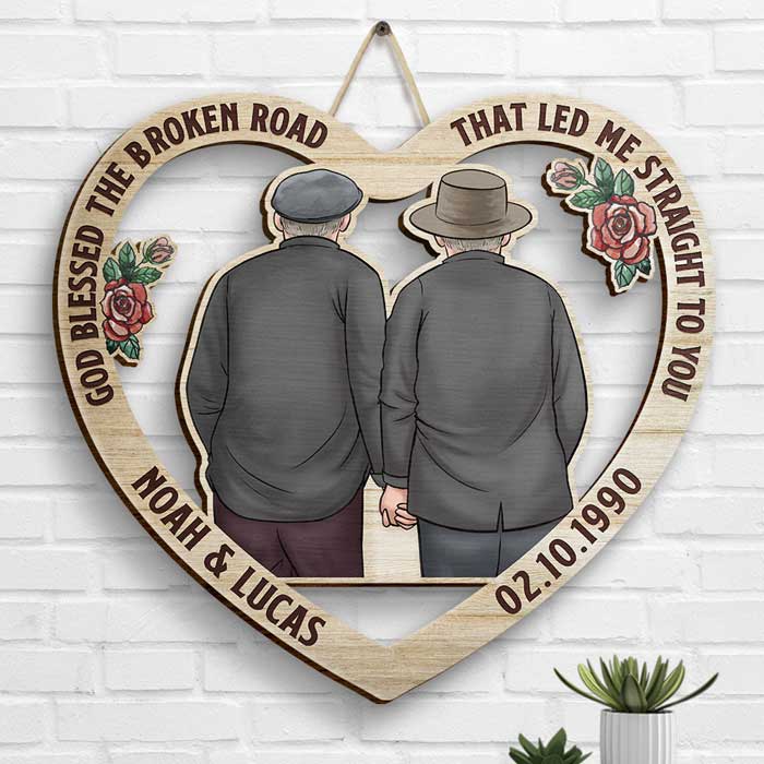Custom Name Lasting Love Anniversary Gifts for Couples - Personalized Wood Sign