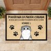 Mantenga La Puerta Cerrada Spanish - Funny Personalized Cat Decorative Mat