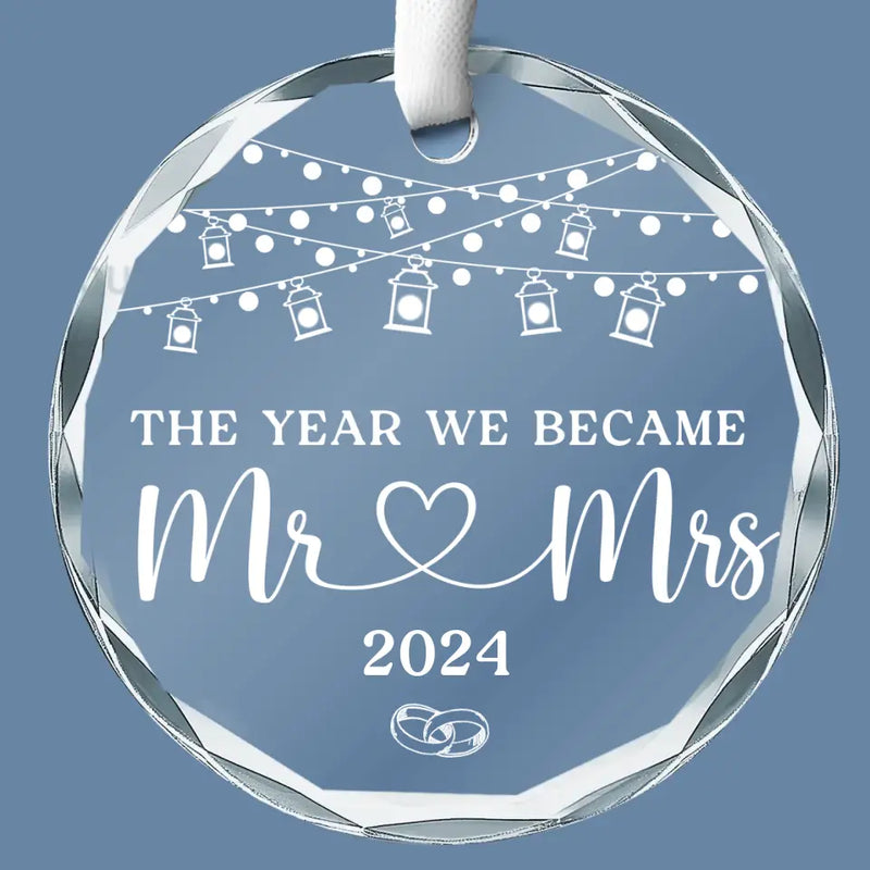 Custom Wedding Year Gifts for Newlyweds - Personalized Glass Ornament
