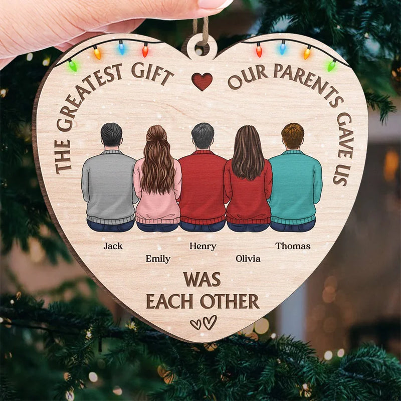 Siblings Are The Best Gift Santa Could Ever Bring - Family Personalized Custom Ornament - Wood Custom Shaped - Christmas Gift For Family Members, Siblings, Brothers, Sisters