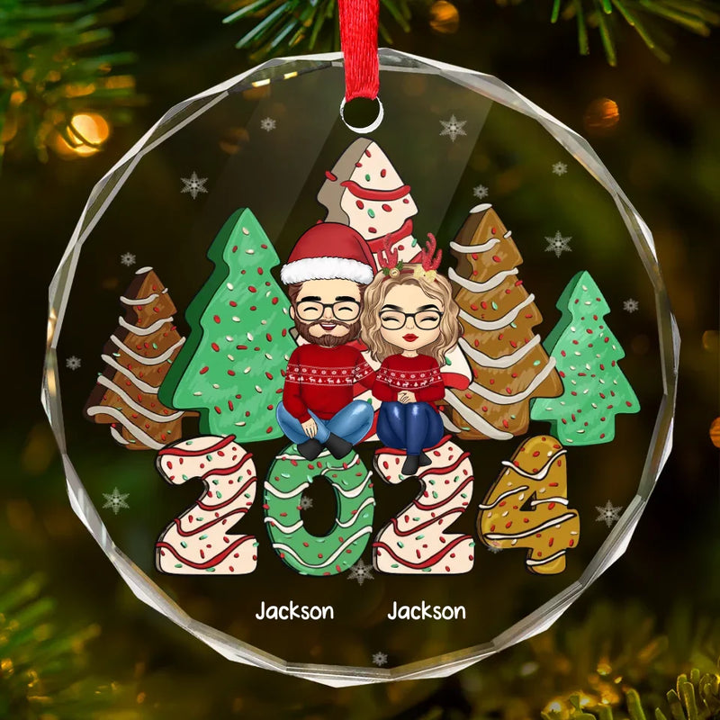A Family Christmas Is A Celebration Of Love - Family Personalized Custom Circle Glass Ornament - Christmas Gift For Family Members