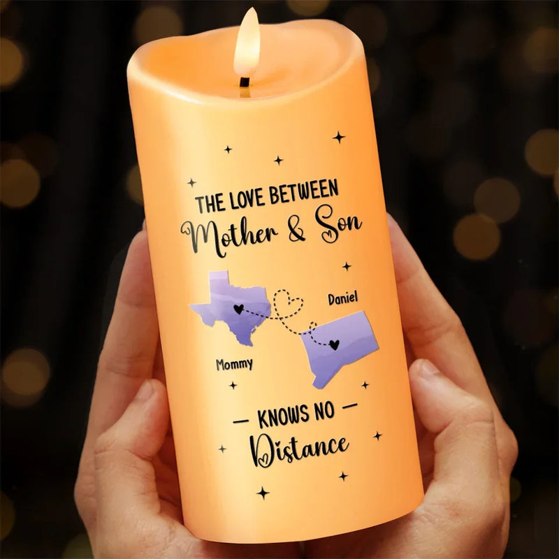 The Love Between Us Knows No Distance - Family Personalized Custom LED Candle - Christmas Gift For Mom, Daughter, Son