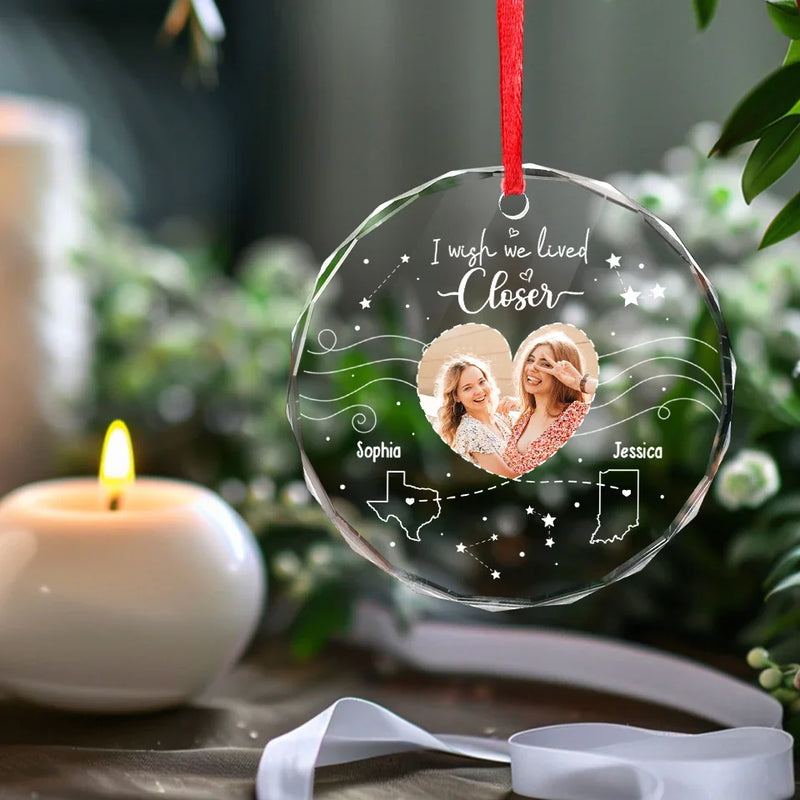 Custom Photo No Matter The Distance, Friends Stay Close In Heart - Bestie Personalized Custom Circle Glass Ornament - Christmas Gift For Best Friends, BFF, Sisters
