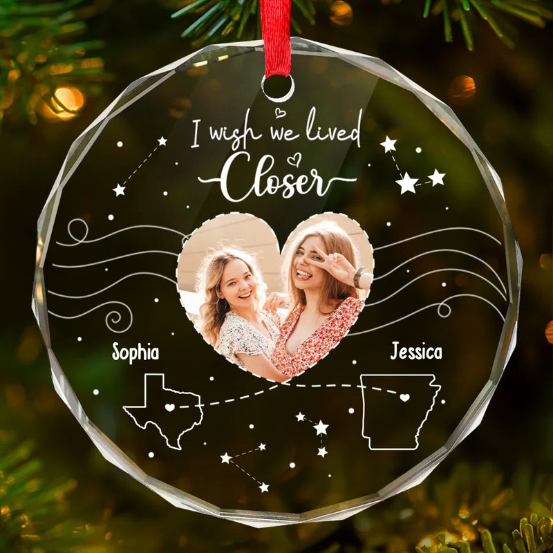 Custom Photo No Matter The Distance, Friends Stay Close In Heart - Bestie Personalized Custom Circle Glass Ornament - Christmas Gift For Best Friends, BFF, Sisters