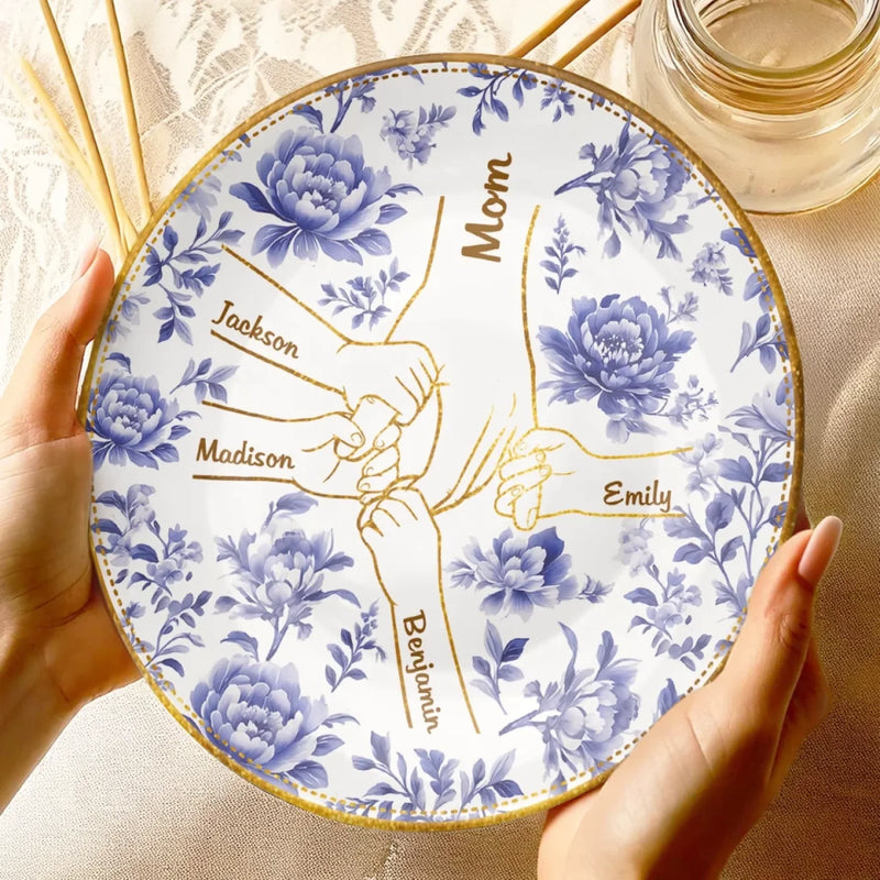 Generations Of Love, One Heart - Family Personalized Custom Ceramic Plate - Mother's Day, Gift For Mom, Grandma