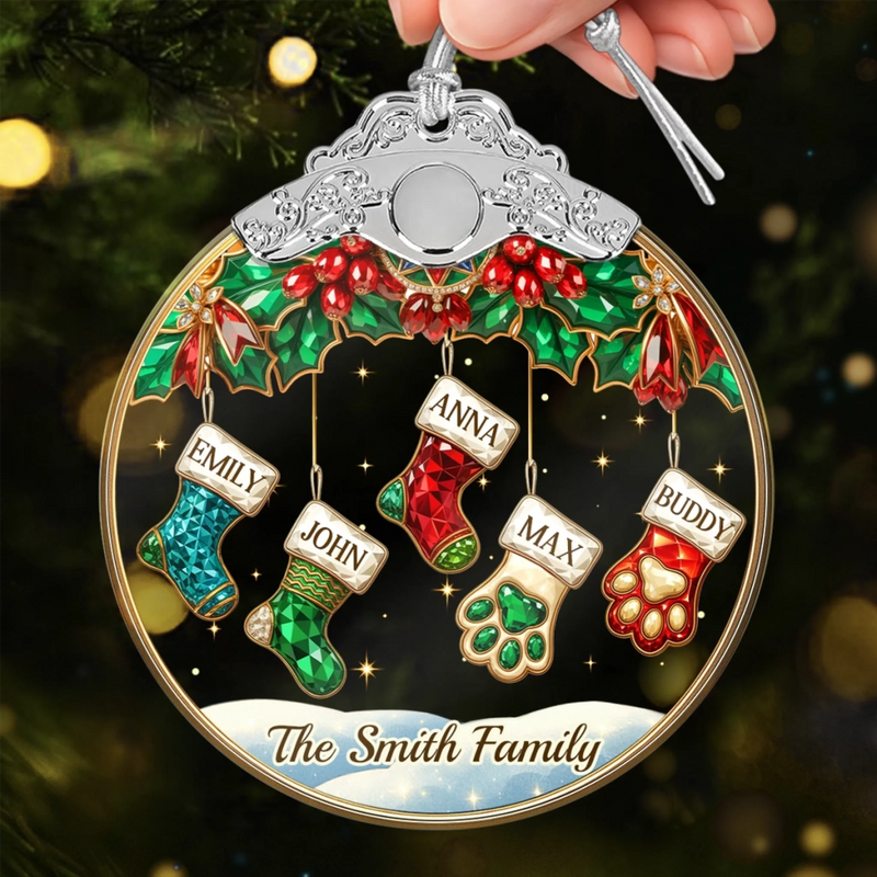 Custom Glass Ornament - Personalized Christmas Birthday Gifts For Mom, Dad, Kids - Family Makes Christmas Bright