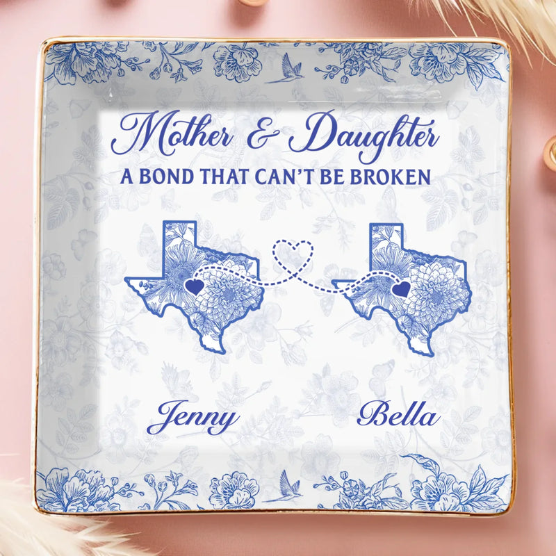 Custom Long Distance Full-Print Jewelry Dish - Personalized Birthday Gifts For Mom, Daughter - No Distance Between Hearts