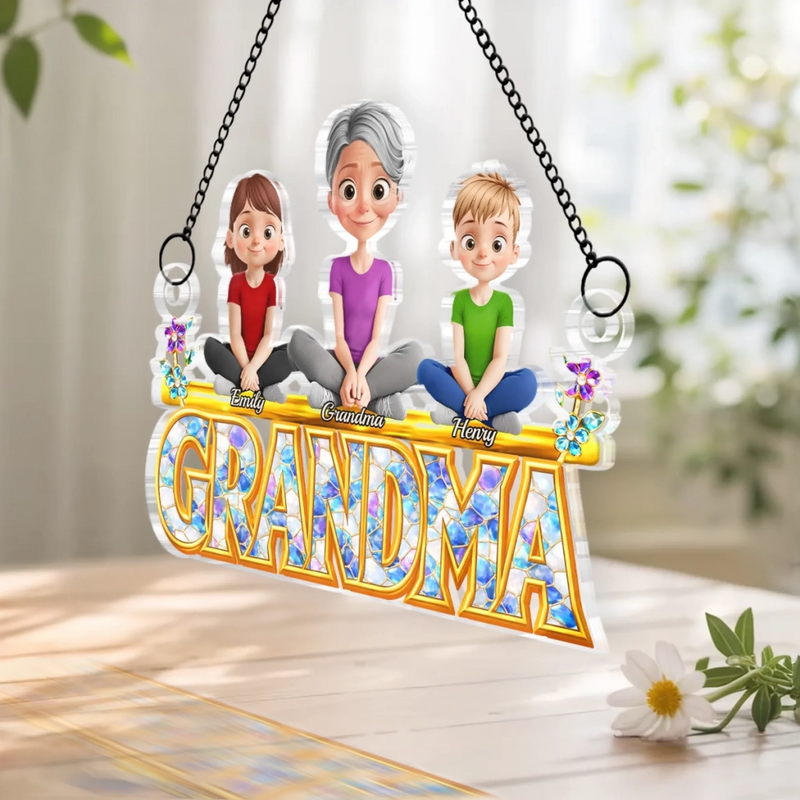 Custom Window Hanging Suncatcher Ornament - Personalized Mother's Day Birthday Gifts For Mom, Grandma - Grandma’s Love Never Fades