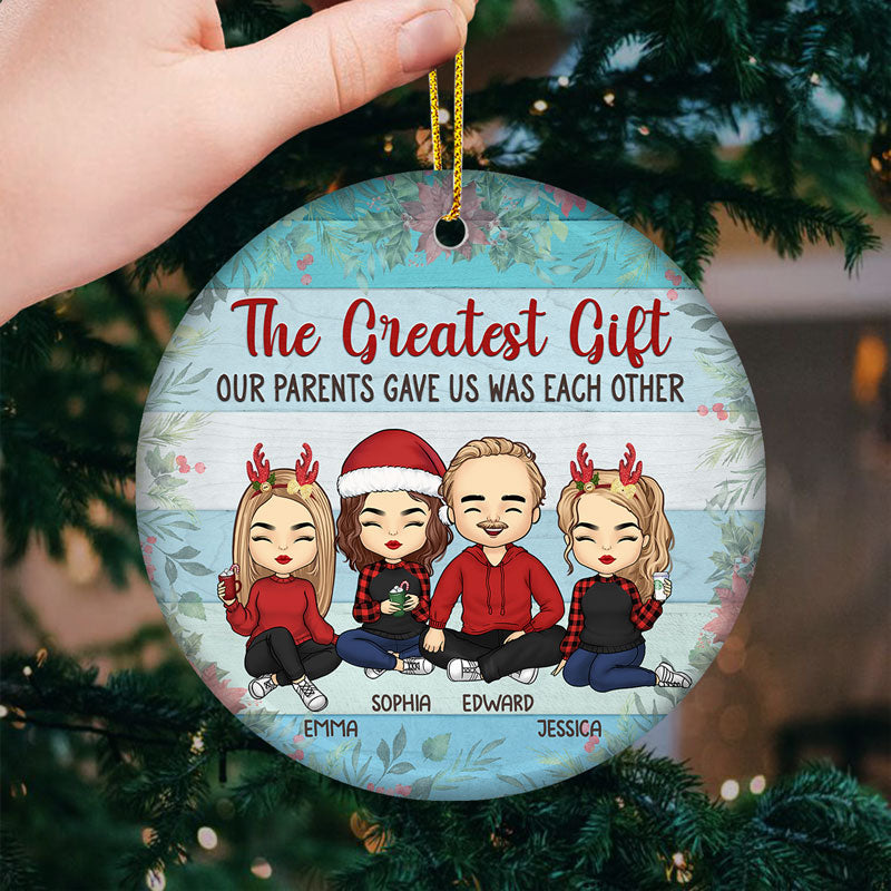 Custom Name Family Christmas Gifts for Parents - Personalized Ceramic Ornament