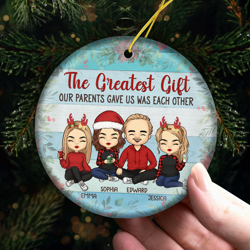 Custom Name Family Christmas Gifts for Parents - Personalized Ceramic Ornament