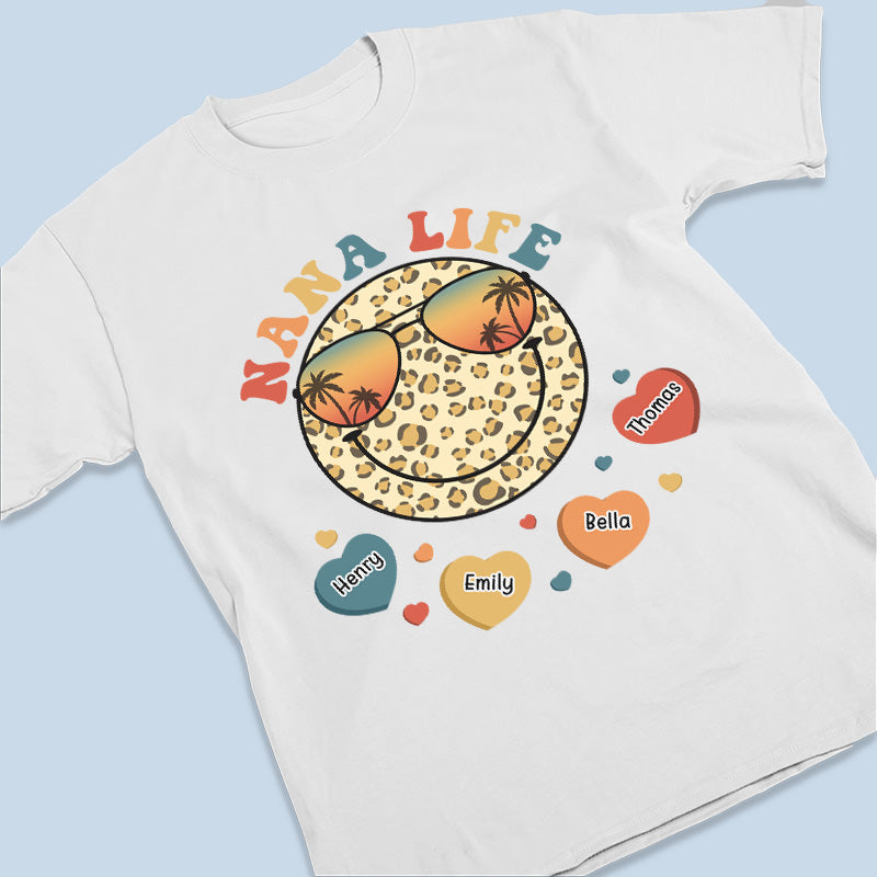 Grandma Life Smiley Face - Family Personalized Custom Unisex T-shirt, Hoodie, Sweatshirt - Birthday Gift For Mom, Grandma